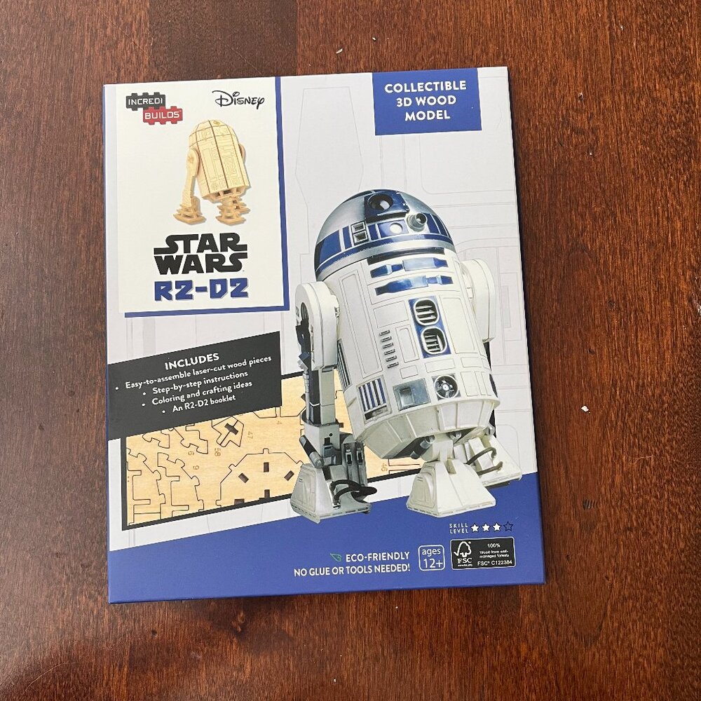 IncrediBuilds Star Wars: R2-D2 3D Wood Model Puzzle and Book Set NWOT